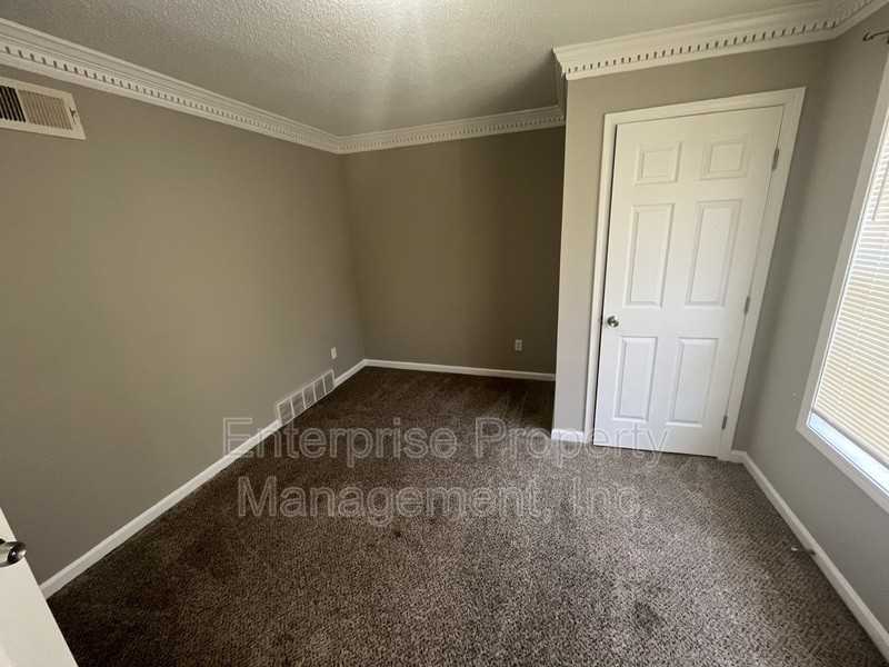 4386 Sunnyslope Dr - Photo 5 of 19