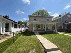 3729 N Kenwood Ave - Photo 1 of 1