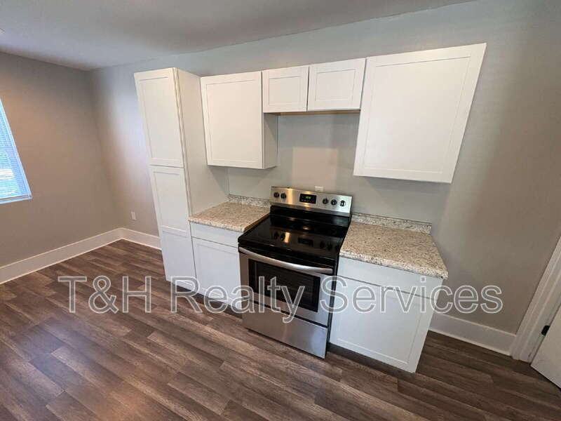 3729 N Kenwood Ave - Photo 7 of 16