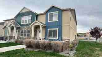 3607 E Sapphire Creek Ln - Photo 1 of 1