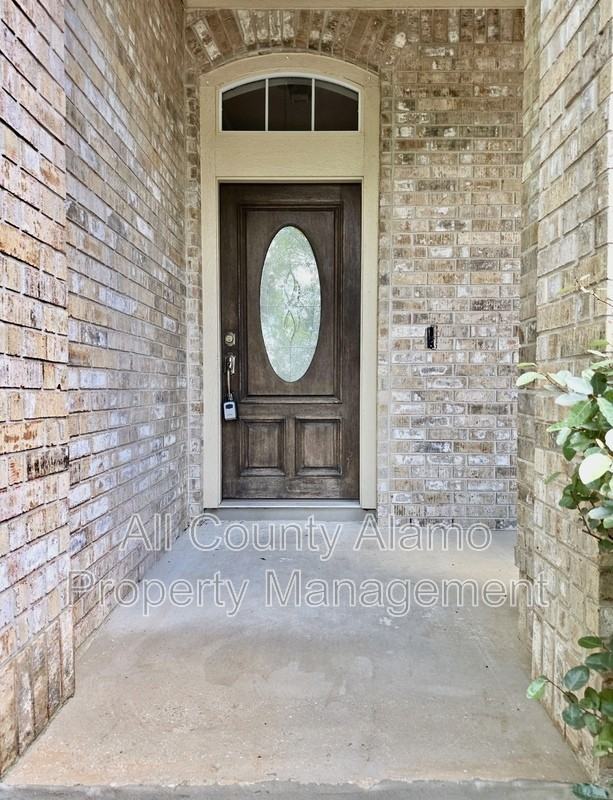 3223 Briscoe Trl - Photo 4 of 33