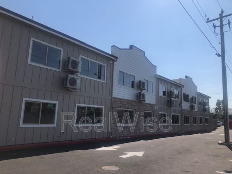 1935 Table Rock Rd #12 - Photo 4 of 17