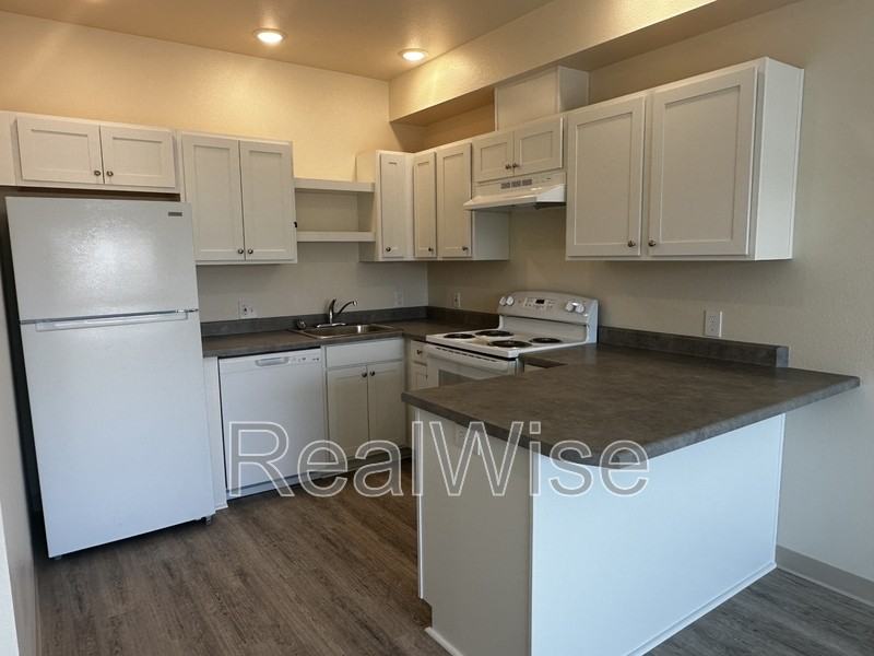 1935 Table Rock Rd #12 - Photo 7 of 17