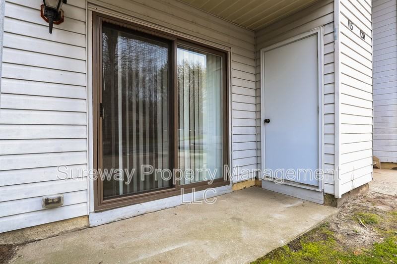 117 Liberty Ct - Photo 2 of 10