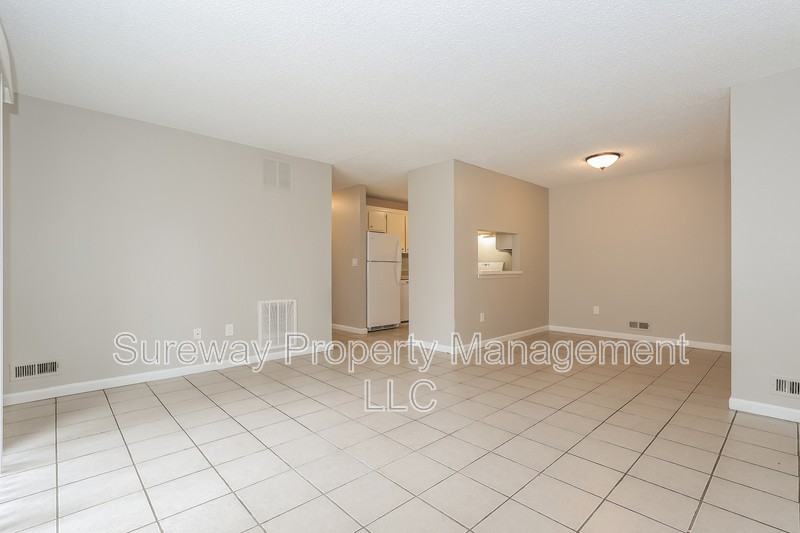 117 Liberty Ct - Photo 4 of 10