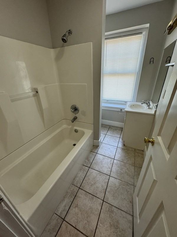 622 Price St #A - Photo 3 of 7