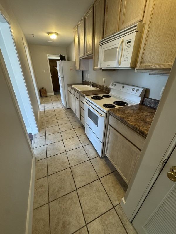 622 Price St #A - Photo 6 of 7