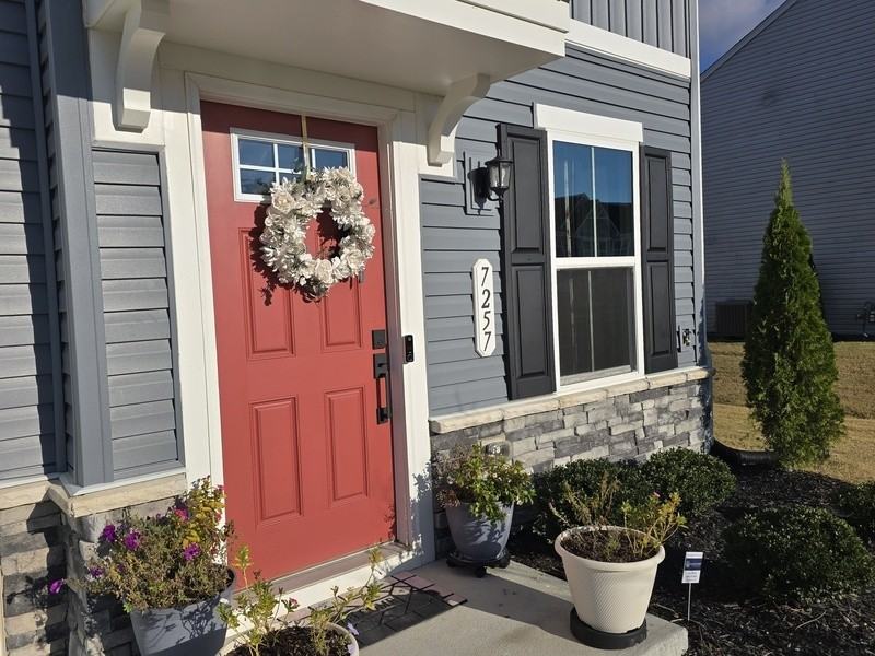 7257 George Wythe Ln - Photo 3 of 46