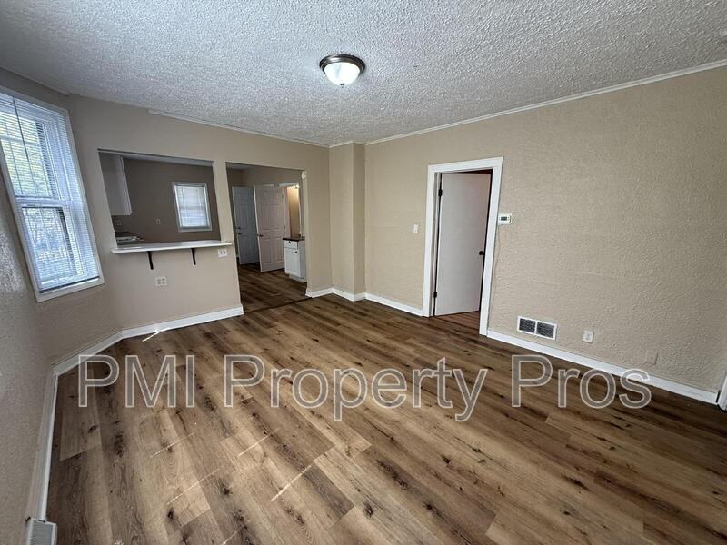 2945 N 23rd St - Photo 3 of 50