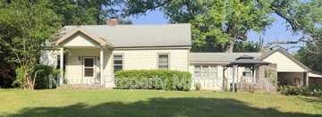 featured image of 1664 Poplar Rd