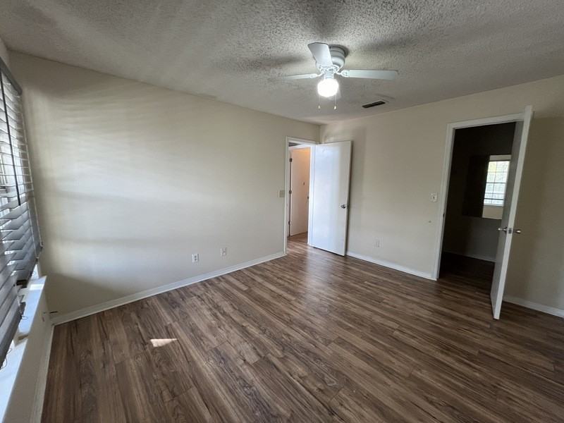 6154 Westgate Dr #303 - Photo 5 of 12