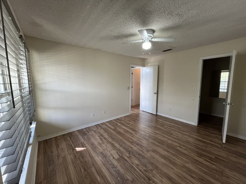 6154 Westgate Dr #303 - Photo 6 of 12