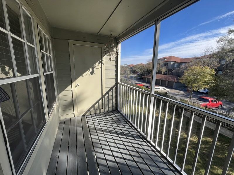 6154 Westgate Dr #303 - Photo 7 of 12