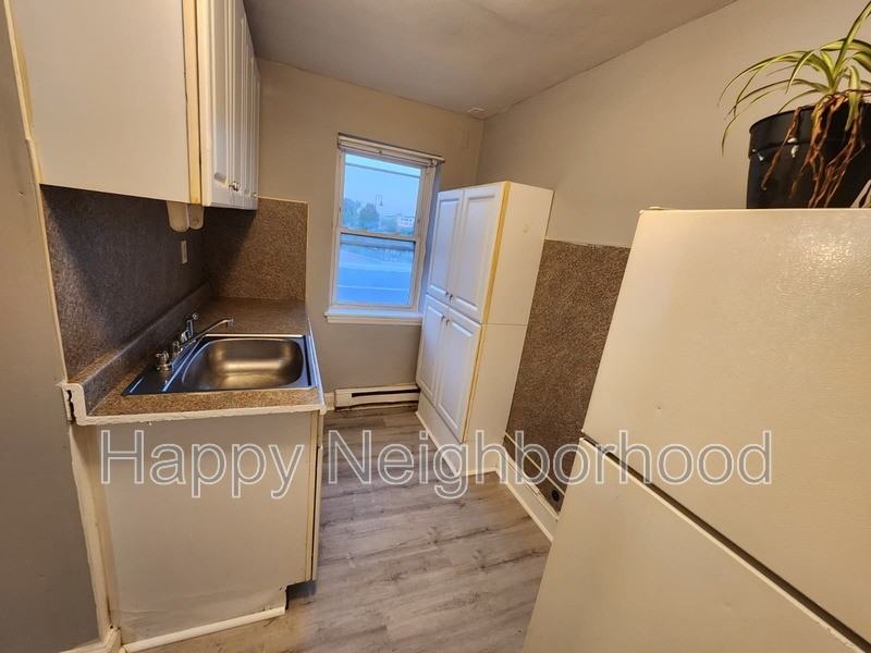 5 Upson St #5 - Photo 4 of 17