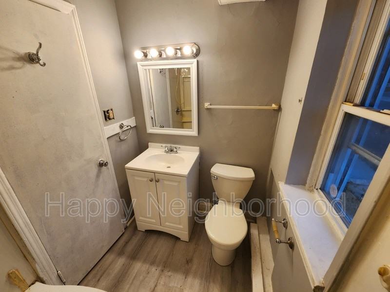 5 Upson St #5 - Photo 6 of 17