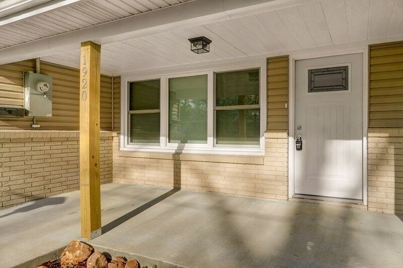 1920 S Mayfair Ave - Photo 3 of 21