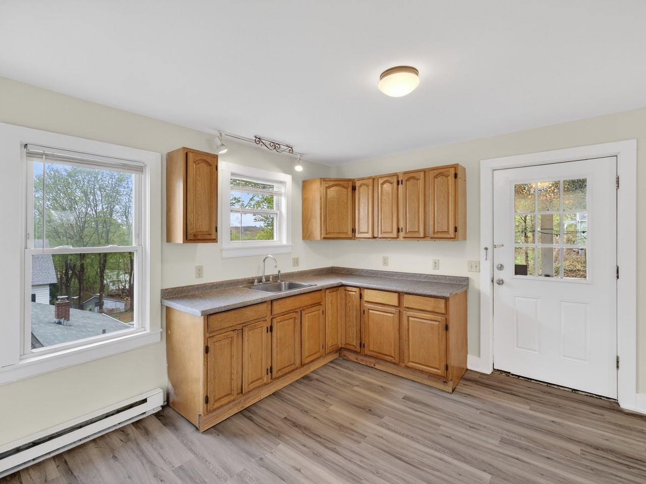 483 Boswell Avenue - Photo 7 of 35