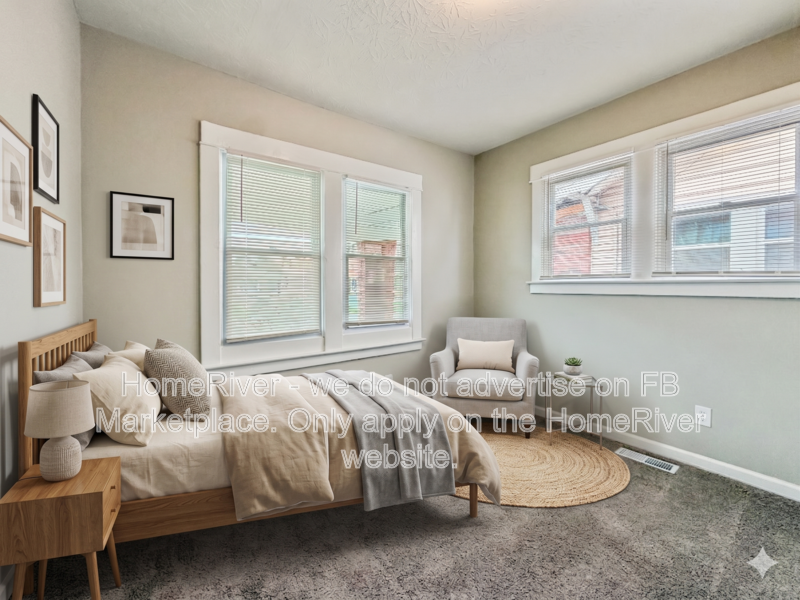 823 S 38th St - Photo 5 of 22