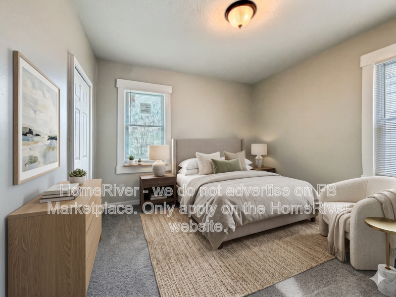 823 S 38th St - Photo 3 of 22