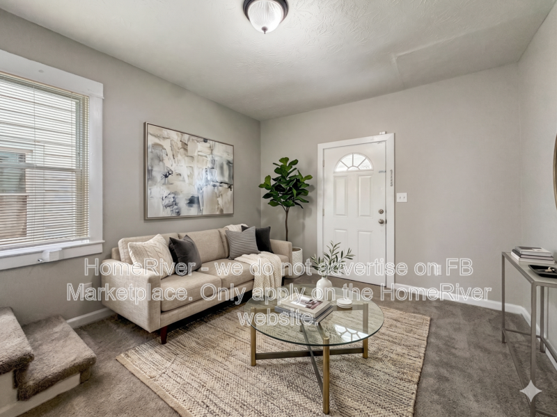 823 S 38th St - Photo 2 of 22