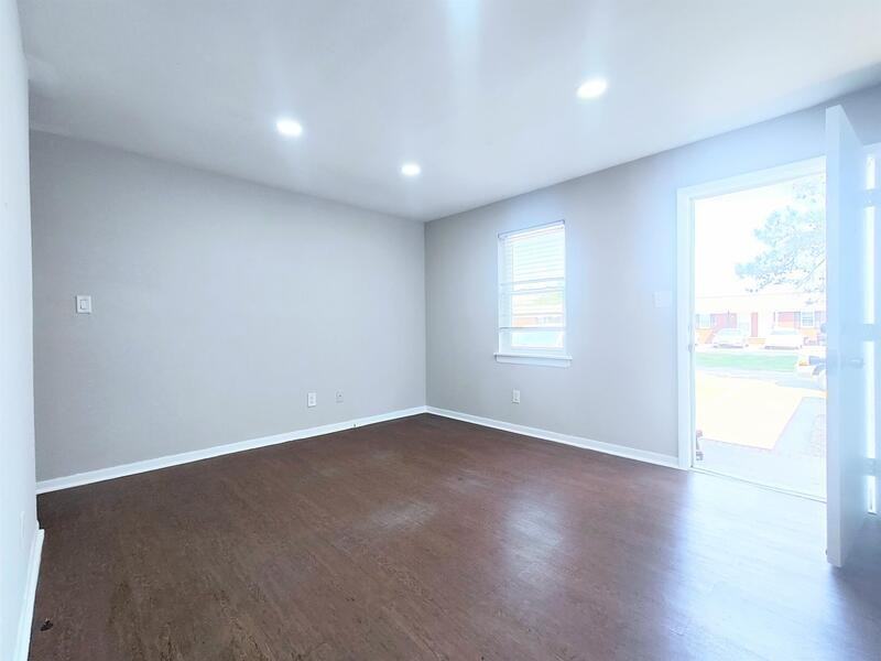 4125 Sunset Ave #4125APTH - Photo 5 of 20