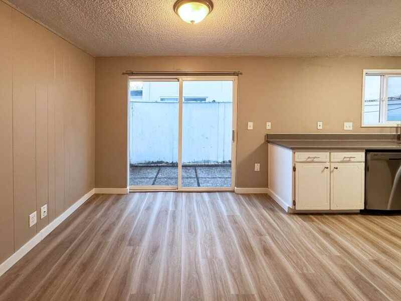 1117 - Photo 7 of 27