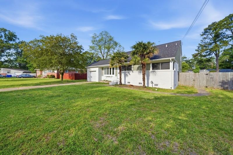 313 Beacon Hill Ct - Photo 3 of 32