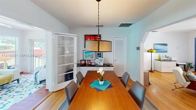 951 Ne 116th St - Photo 4 of 20