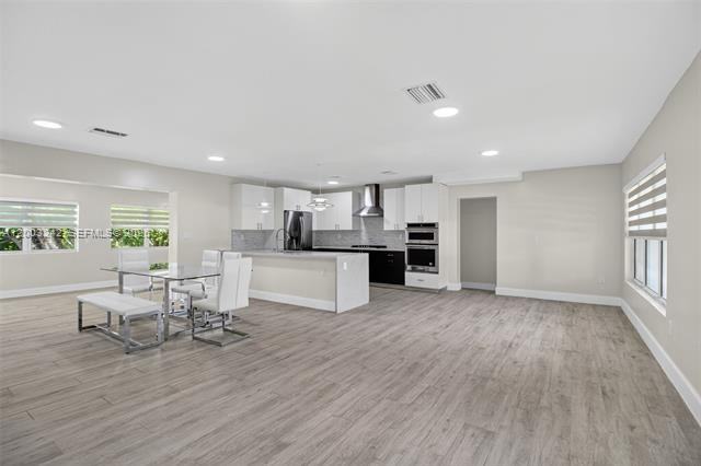 6090 Sw 63rd Ave - Photo 5 of 50