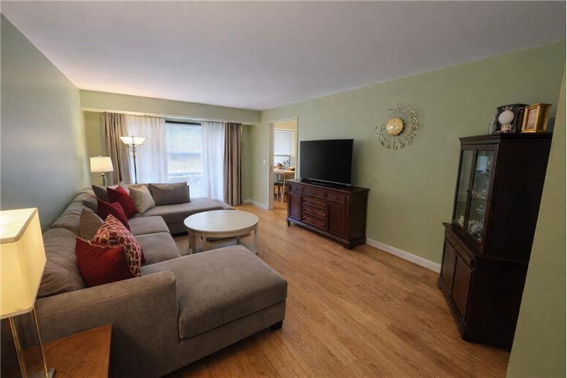 2010 Colts Neck Rd #2B - Photo 2 of 13