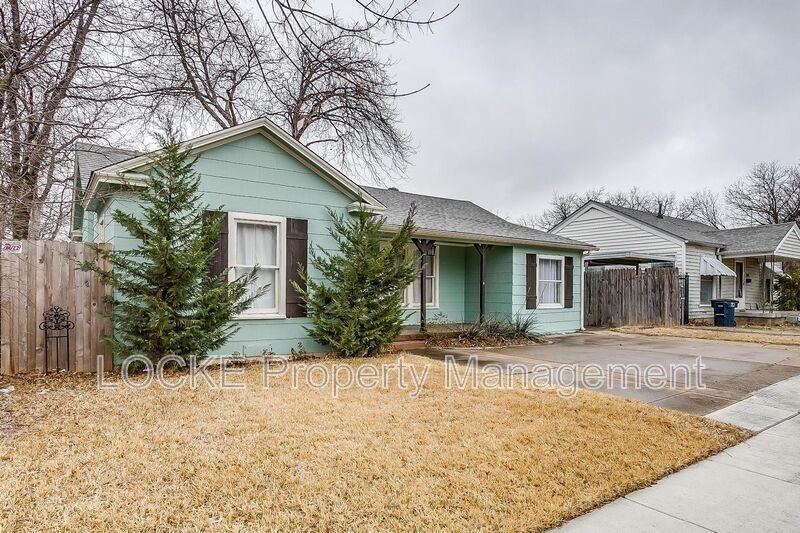 3024 8th Ave - Photo 2 of 23