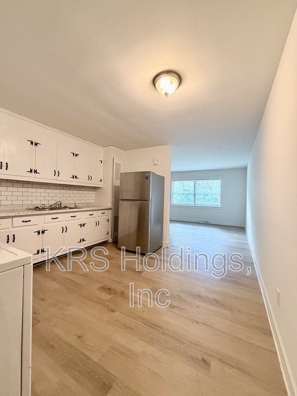 8 Parkwood Ave #A - Photo 6 of 6