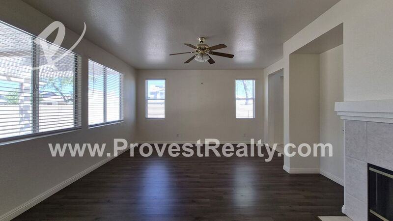 13298 Spicewood Ct - Photo 5 of 25