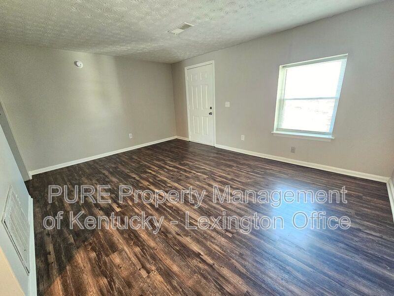 427 Cardwell Ave #4 - Photo 3 of 17