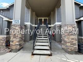 featured image of 1025 W Pine Ave #102