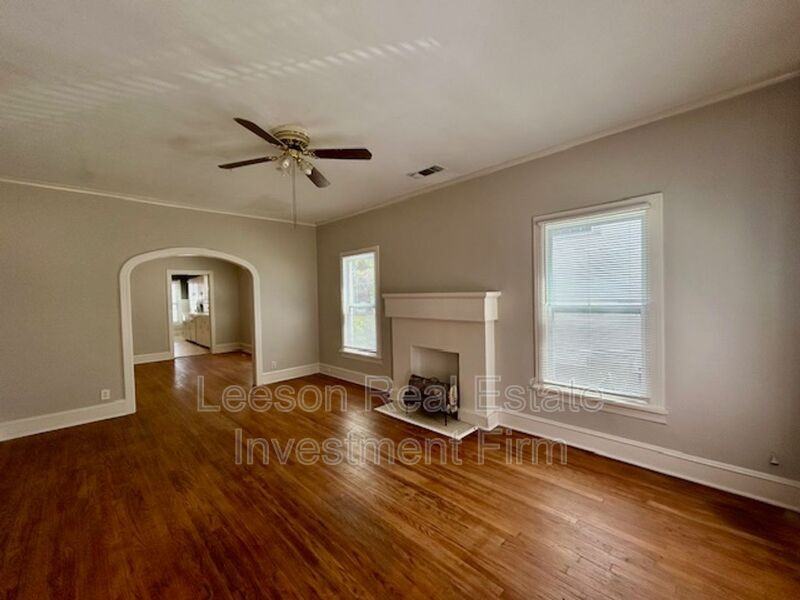 3837 Maryland Ave - Photo 2 of 14