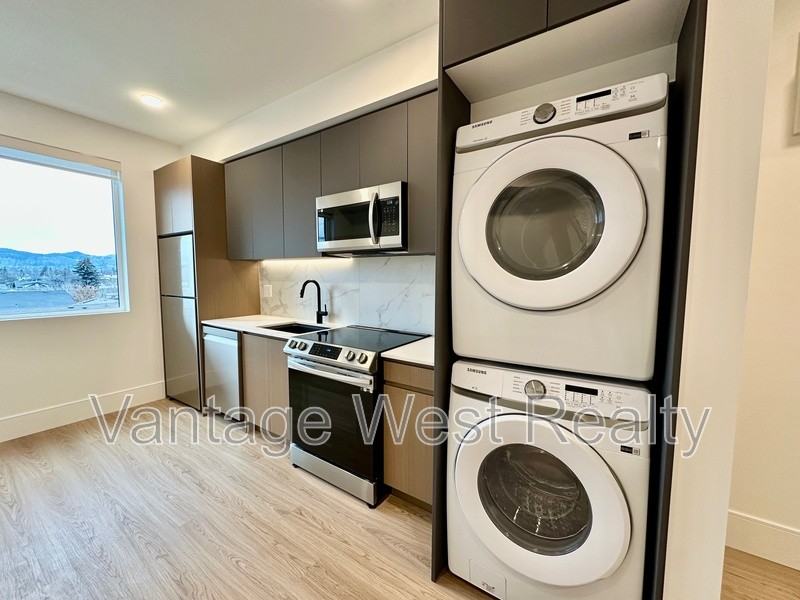 514 Klo Rd - Photo 3 of 17
