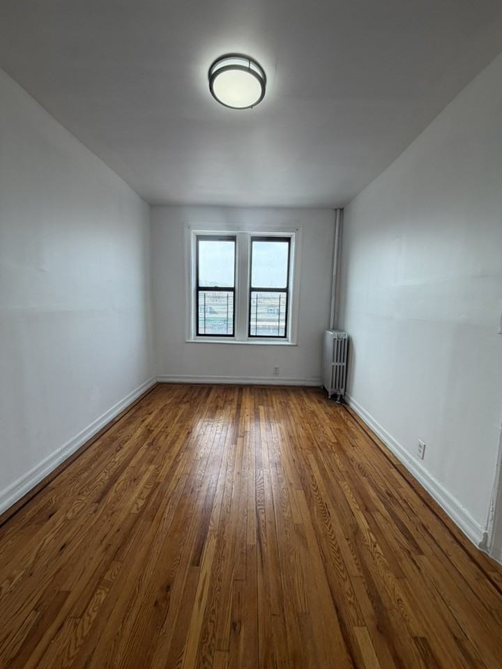 1075 Edison Avenue #D - Photo 3 of 14