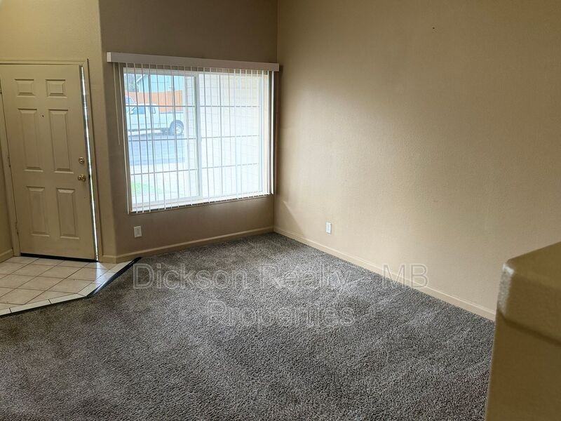 3351 Toledo Ct - Photo 3 of 23