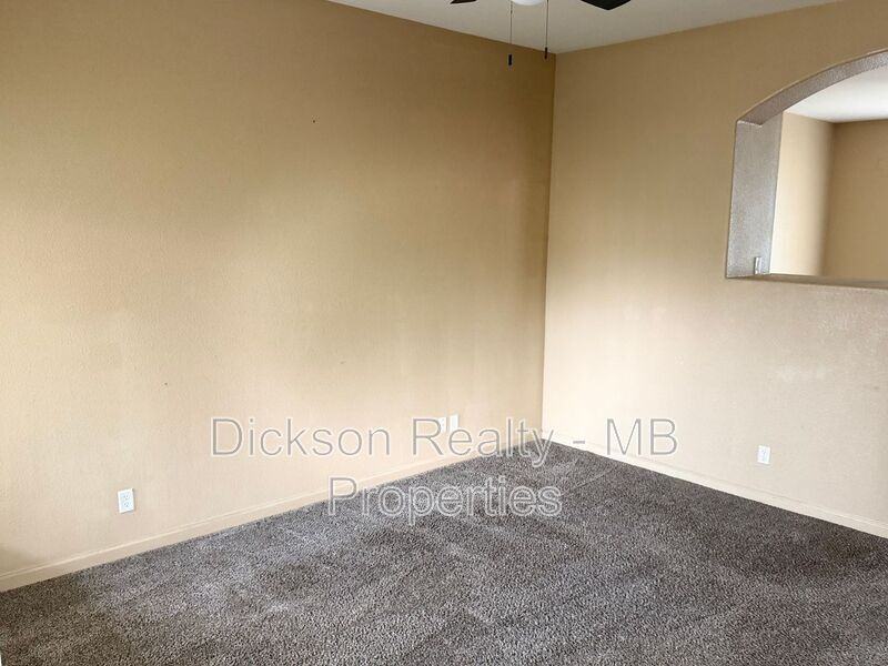 3351 Toledo Ct - Photo 4 of 23