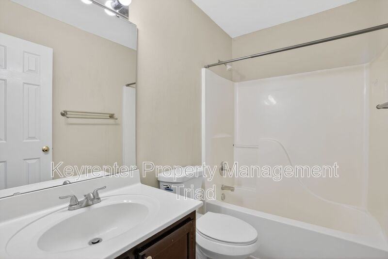 3100 Brookrun Dr - Photo 5 of 37