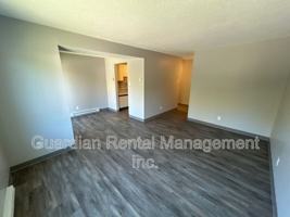 featured image of 117 Centennial Dr #5
