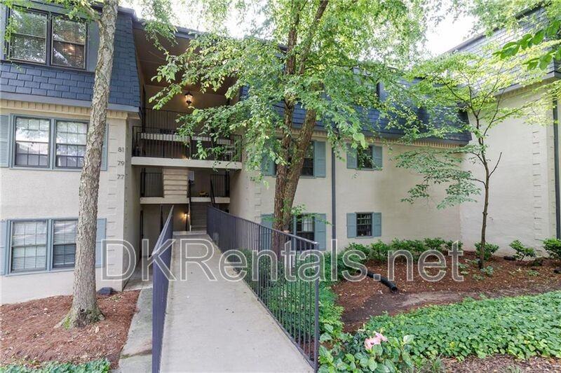 82 Montre Sq Nw - Photo 2 of 46