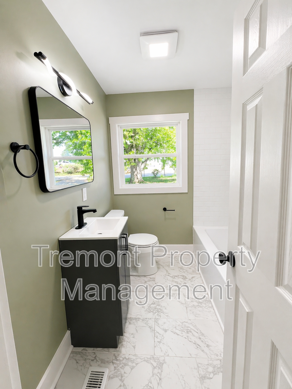 5201 Tanner St - Photo 4 of 5