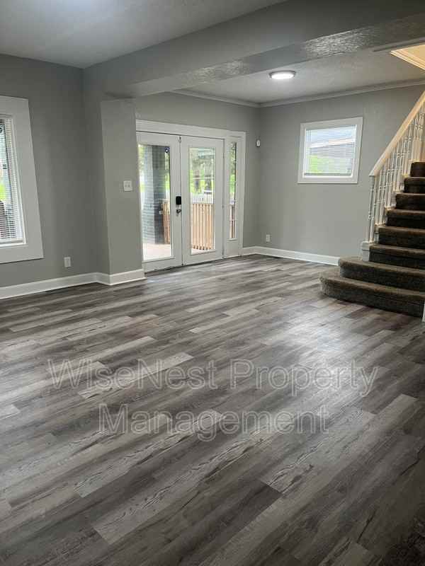 3509 Brooklyn Ave - Photo 5 of 29