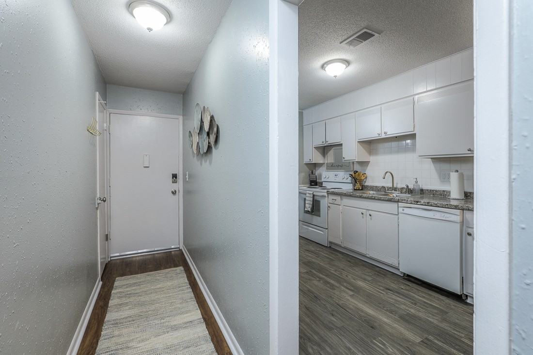 8325 & 8327 Lowell Avenue - Photo 5 of 35