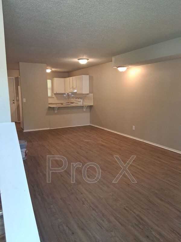 518 N Betty Jo Dr - Photo 3 of 13