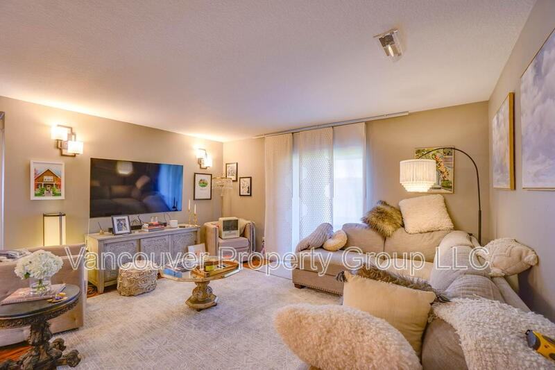 14019 Ne 20th Ave #37 - Photo 3 of 20