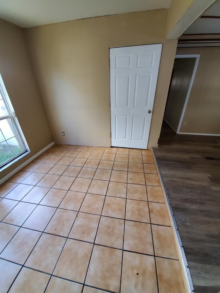 2025-A 17th Street - Photo 6 of 11