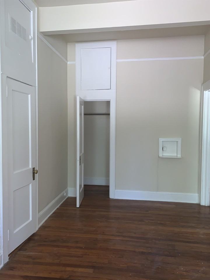 346 Montford Avenue #4 - Photo 6 of 9